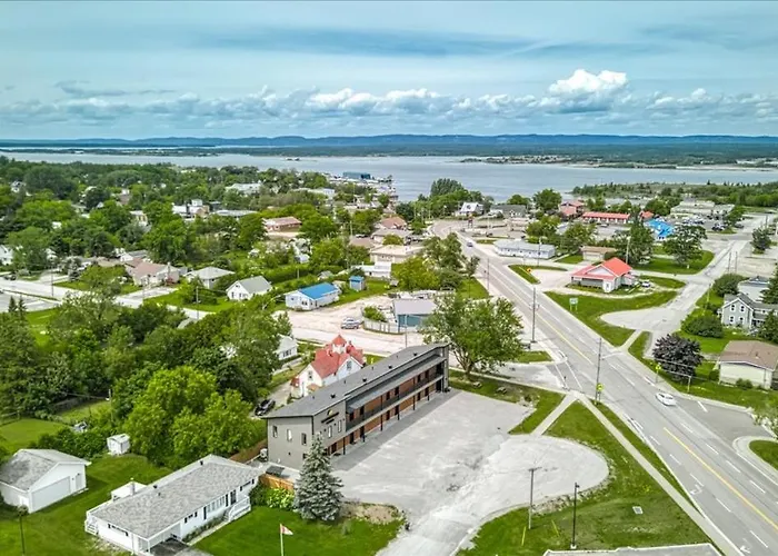 Manitoulin Motel