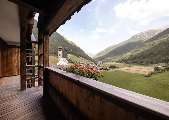 Tonzhaus Hotel