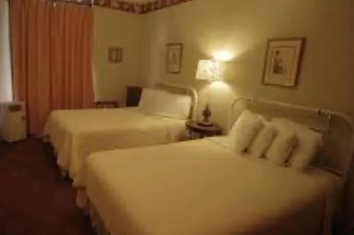 Historic Palace Hotel