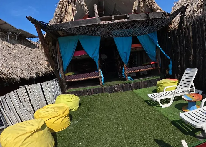Hostal Aquamarine