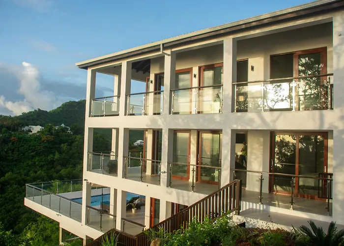 Villa Vino Lucia