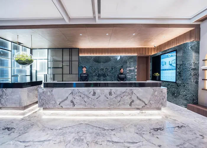 Atour Hotel Zhengzhou North Dragon Lake Financial Center