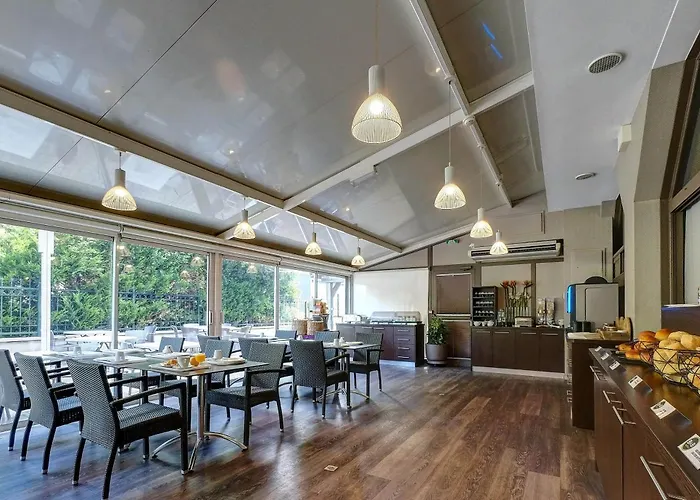B&B HOTEL Montbéliard-Sochaux