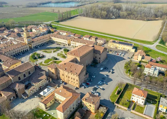 Confidence Hotel Ligabue