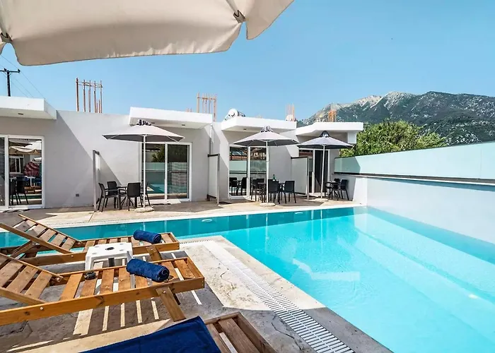 Blue Star Aparthotel