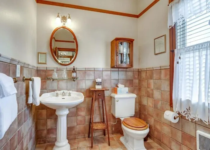 Romantic Victorian Getaway The Fox