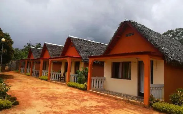 Go Andasibe Hotel