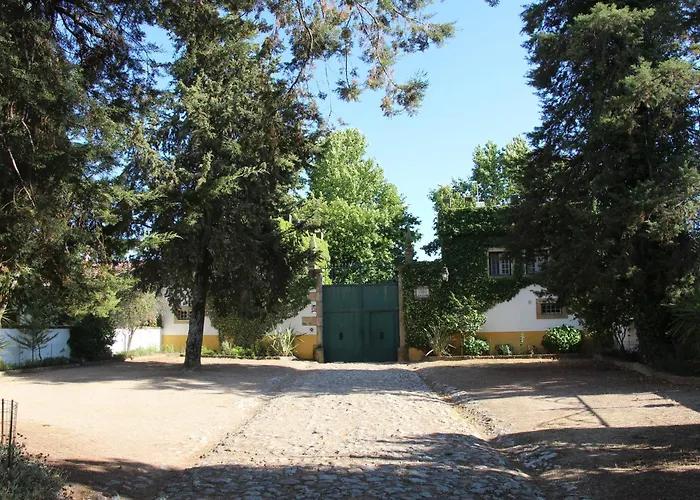 Casa das Naves de Sto António