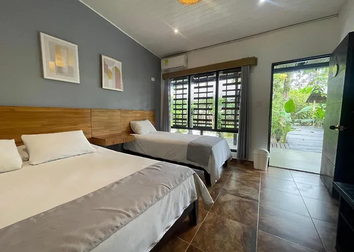 Hotel Madreselva