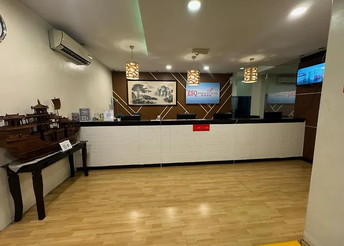 Esq Ferringhi Hotel