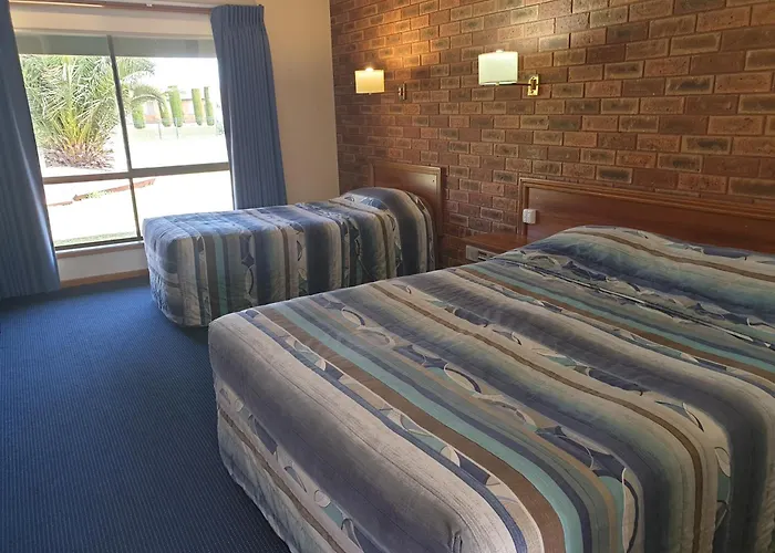 The Finley Palm Motor Inn