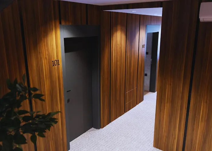 Solo Hotel