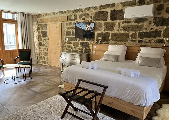 Le 19 - Suite 19 - 50m2 - Centre Historique - Clim