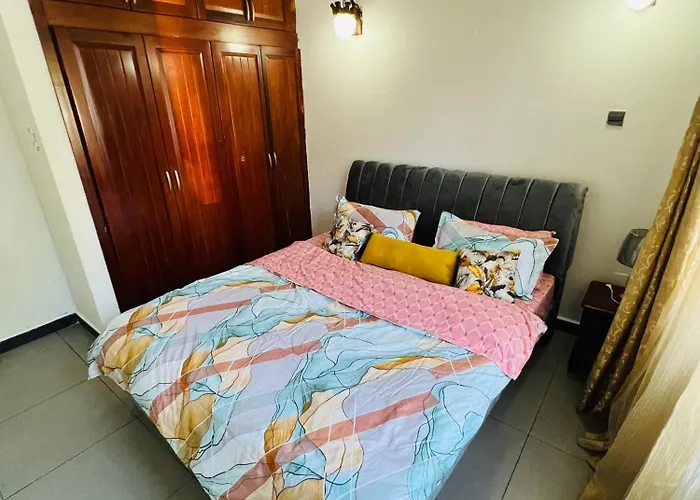 Family Friendly Spacious 3Br Near Beach With Pool & Gym