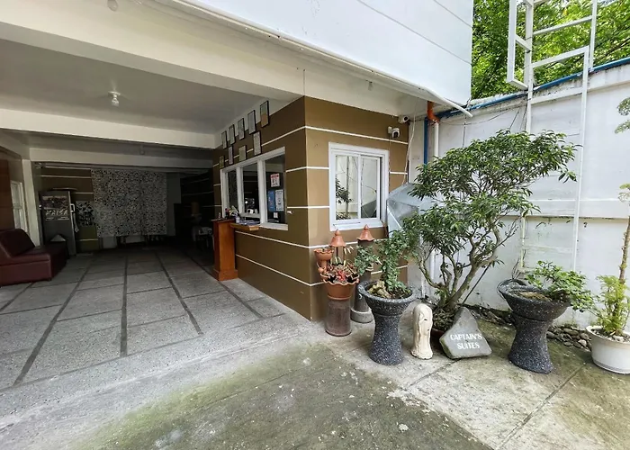 Captains Suites Albay