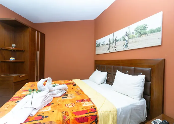 Wakola Hotel Cheikh Anta Diop