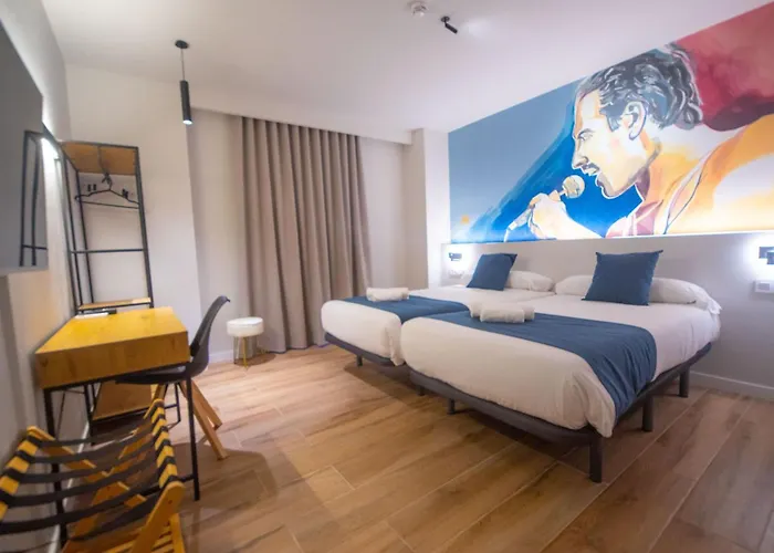Hotel Sleep Turia Music & Art
