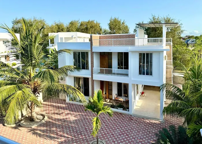Shirley Boutique Hotel