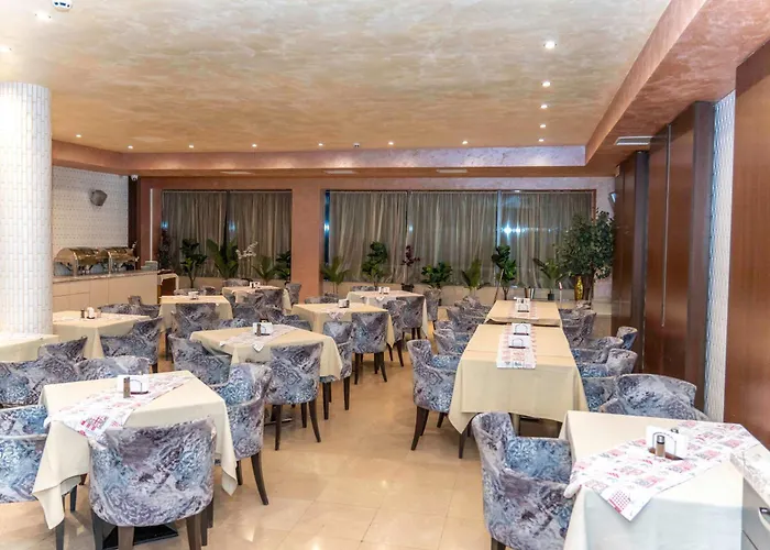 Cosmopolitan Hotel & Wellness