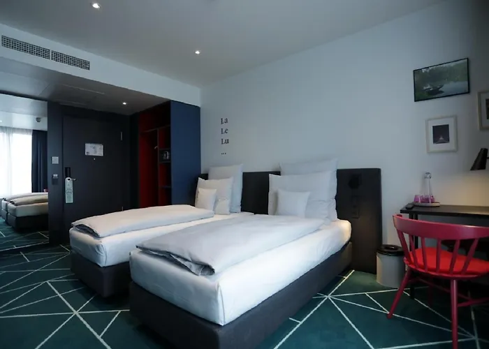 Sander Hotel