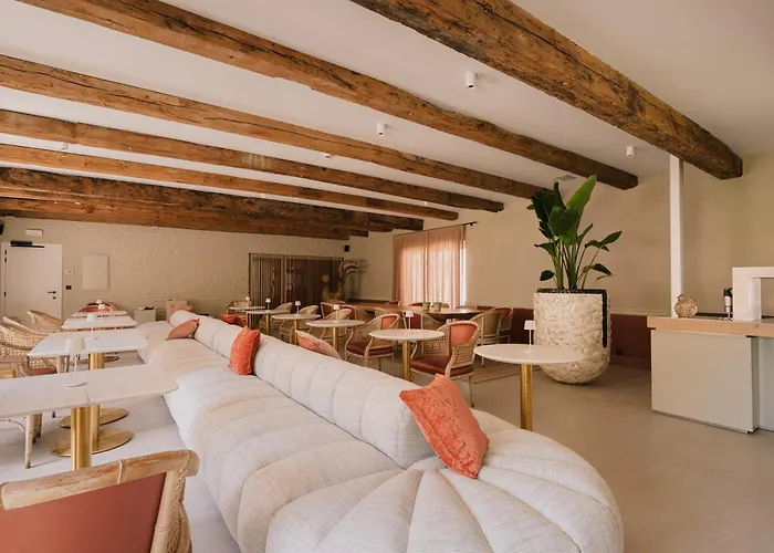 Hotel De Baian