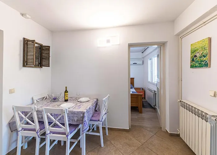 Prachtig Appartement Met 1 Slaapkamer In Marina