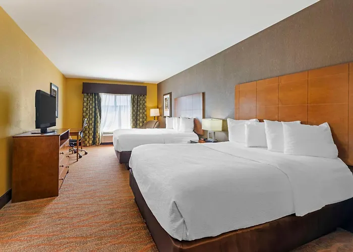 Best Western Plus Tupelo Inn & Suites