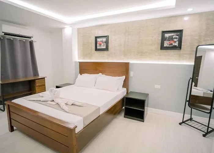 Spotlight Hotel Near Hundred Islands Wharf