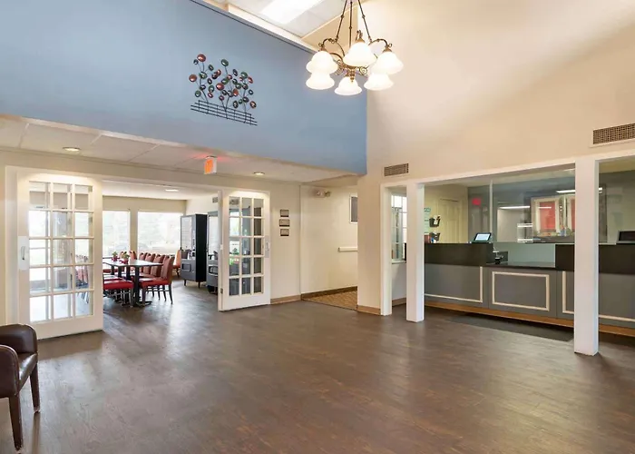 Extended Stay America Suites - Kansas City - Airport - Tiffany Springs