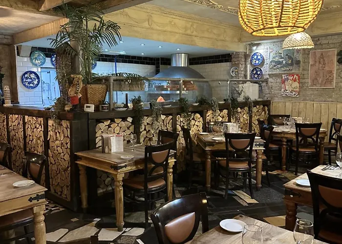 Michelangelos - Rooms, Restaurant&Bar