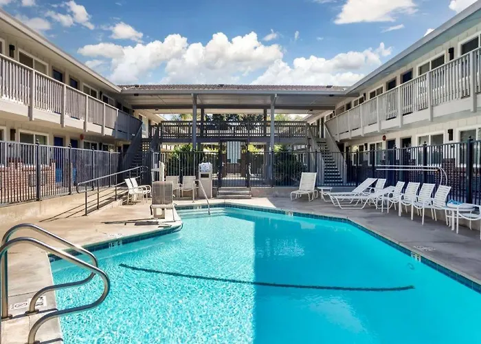 Best Western Shadow Inn