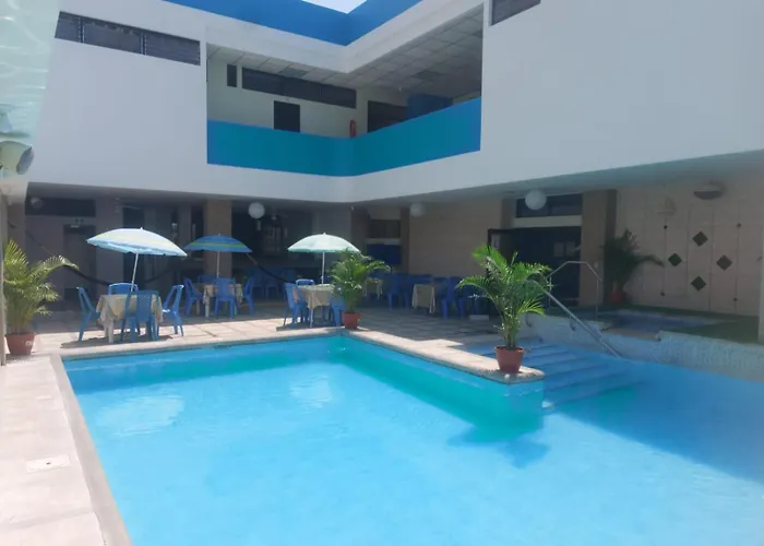 Hotel Dorado Inn