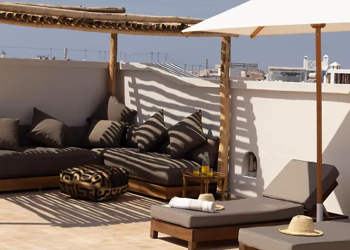 Maison 250 - Adult Only