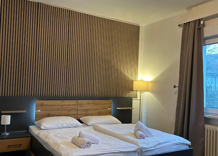 Riverside Airport Hotel