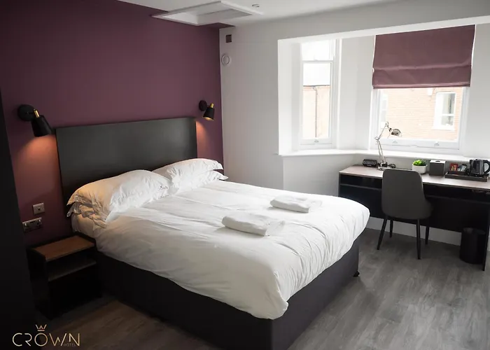 Crown Hotel