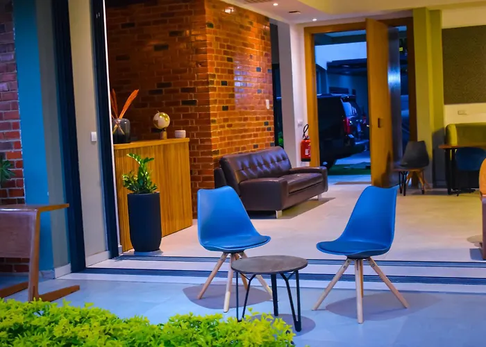 Hotel Mansa By Ews