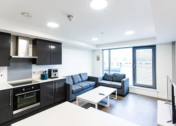 New Era Living - Private Rooms Next To Bramall Lane