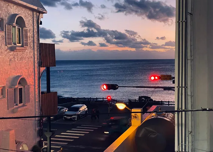 墾丁包棟民宿 海景 Kenting Timehouse Beach Villa L室內烤肉l K歌l電動麻將l德州l廚房
