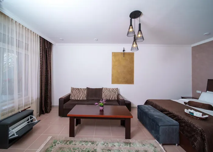 Visota 1880 Hotel Tsaghkadzor
