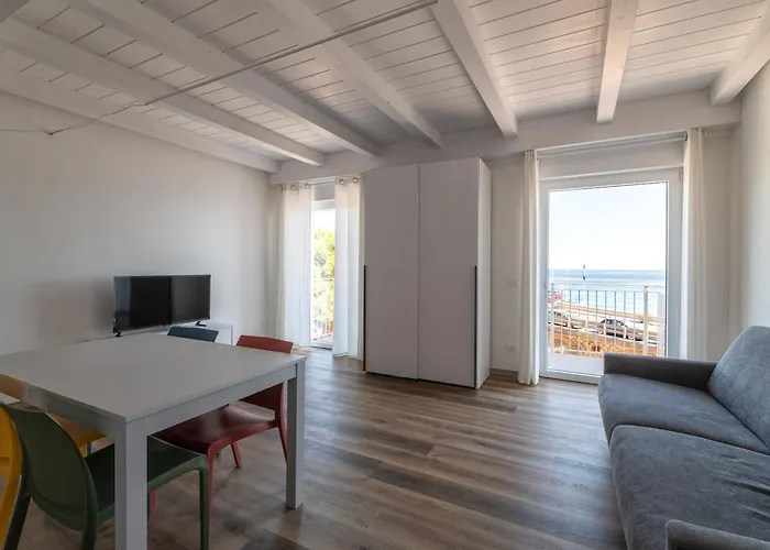 Villa Cadiz Apartments Varazze