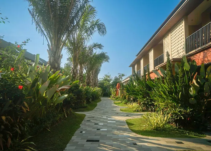 The Grand Villandra Resort Lovina