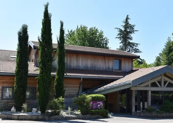 Le Clos Du Bois Joli