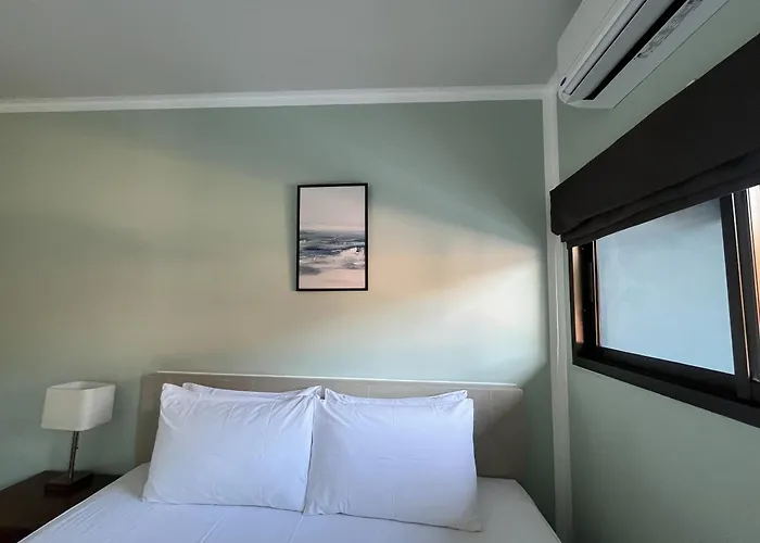 J & Ariya Hotel Near Samui Airport And Koh Phangan Pier