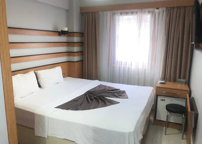 Quars Garden Hotel