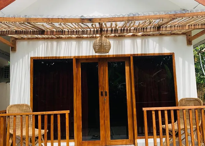 Anjani Larva Cottage - Homestay And Eatery