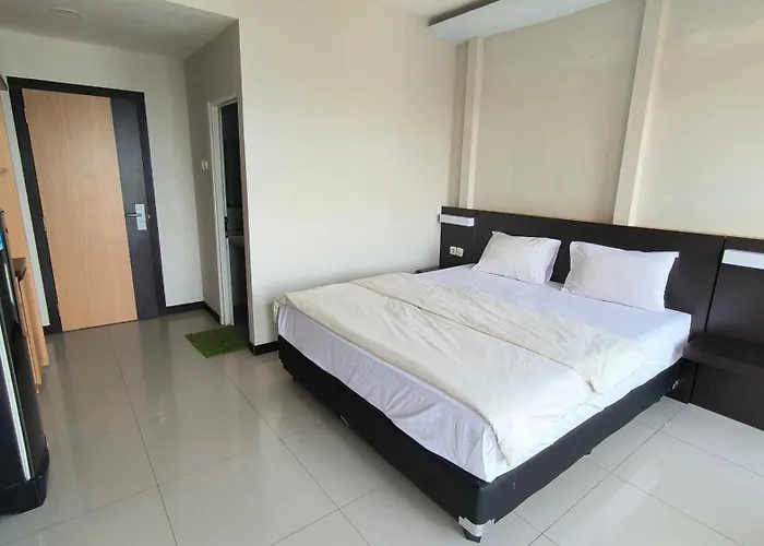 New Bandengan Beach Hotel