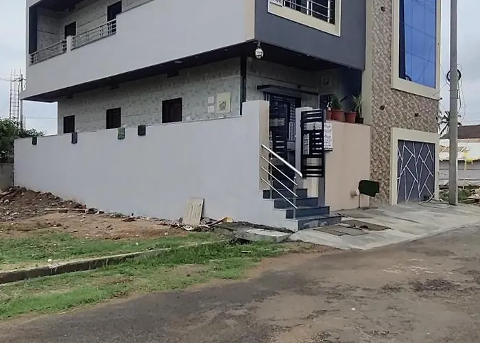 Archana Palace Hampi