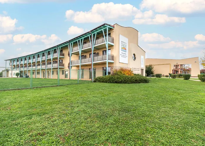 Vulkan Wellness Hotel & Camping
