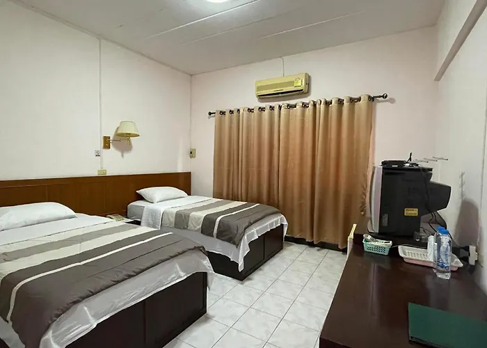 Thaen Thong Hotel