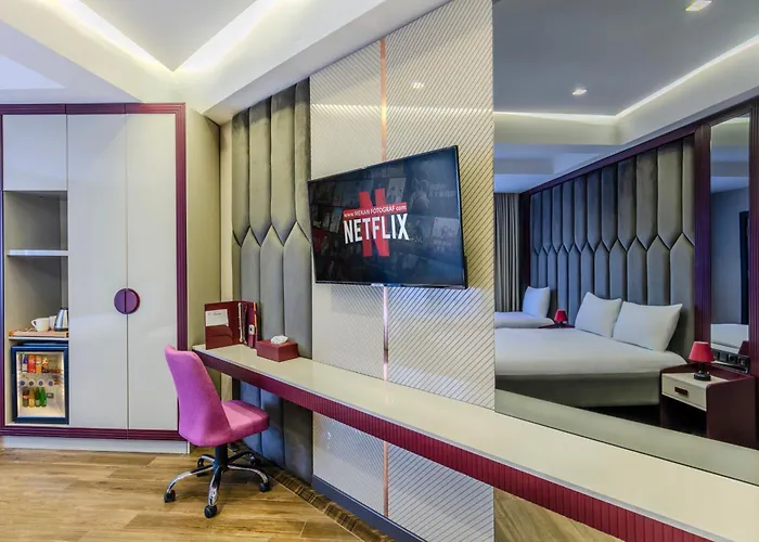 Heaven Premium Hotel Restaurant & Airport Shuttle